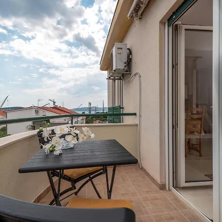 Apartman Dildo 公寓