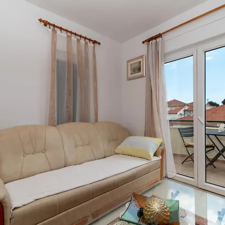 Apartman Dildo Traù
