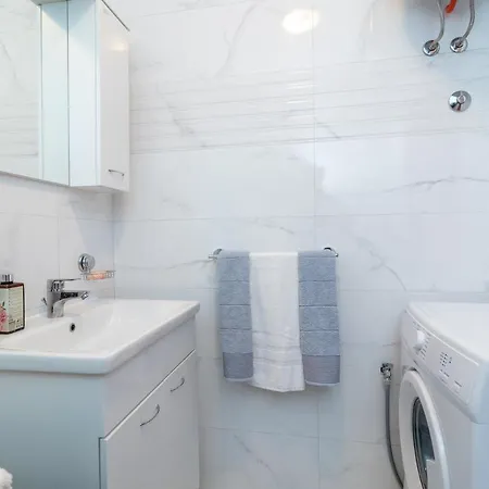 Apartman Dildo