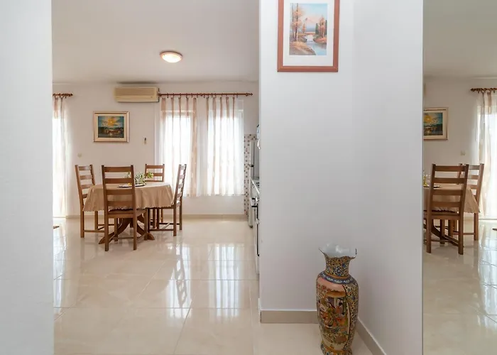 Apartman Dildo Apartman