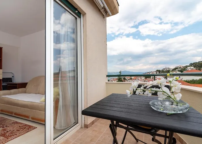 Apartman Apartman Dildo *