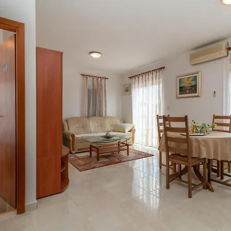 Апартаменты Apartman Dildo